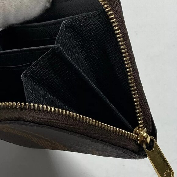 LOUIS VUITTON Monogram Giant zip-around coin purse Wallet - Picture 5 of 16